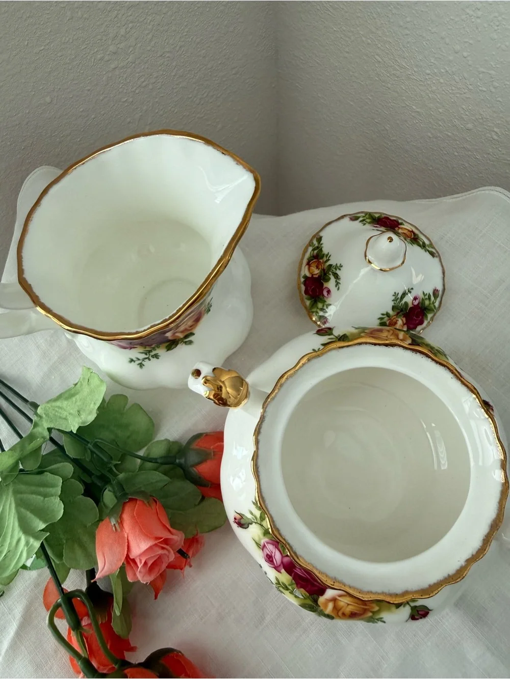 Royal Albert old country, Rose, coffee creamer set